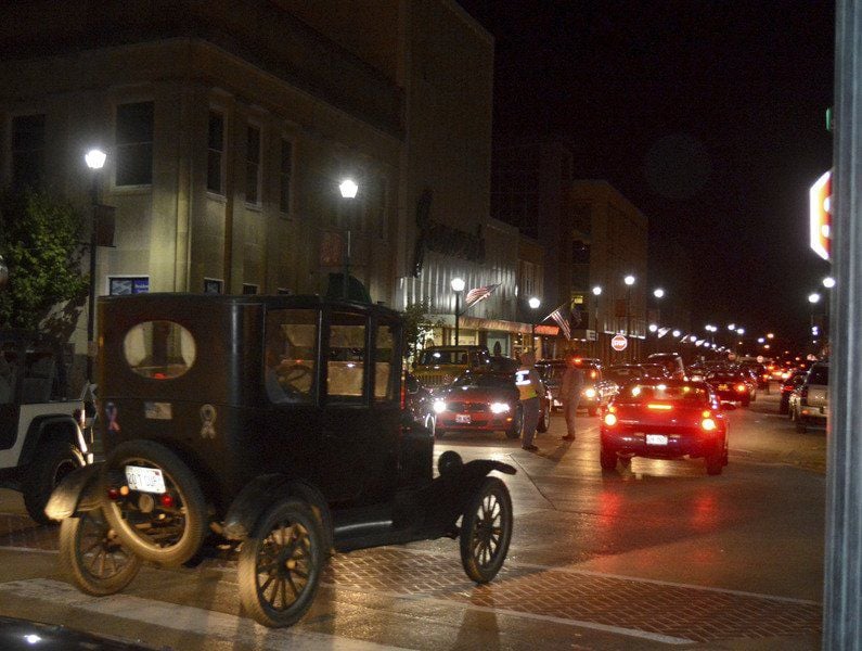 Effingham takes a step back in time with Downtown Cruise Night Local