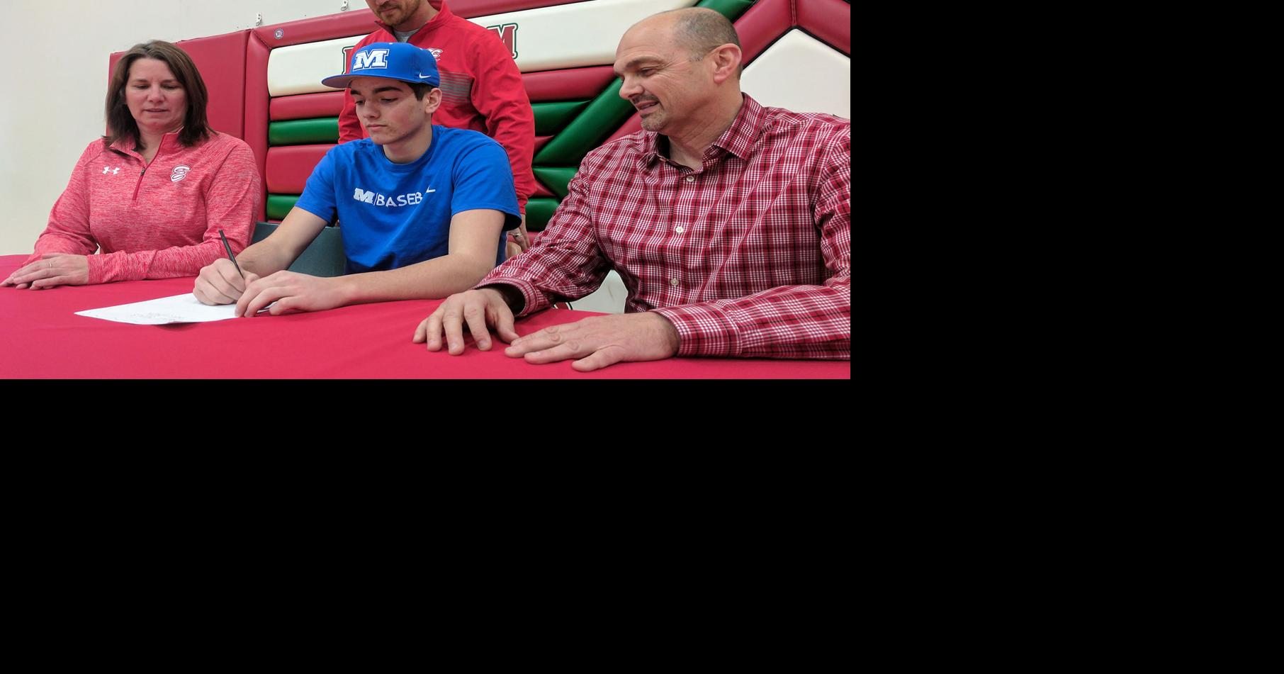 Effingham’s Beals signs with Big Blue baseball Sports