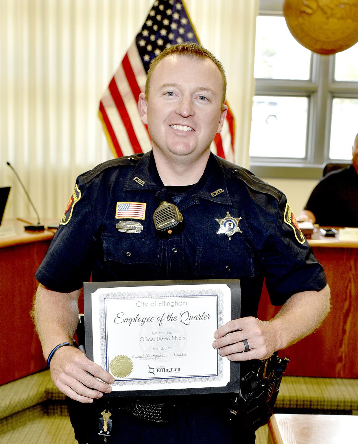 Effingham Police Officer David Myers recognized for quick action during