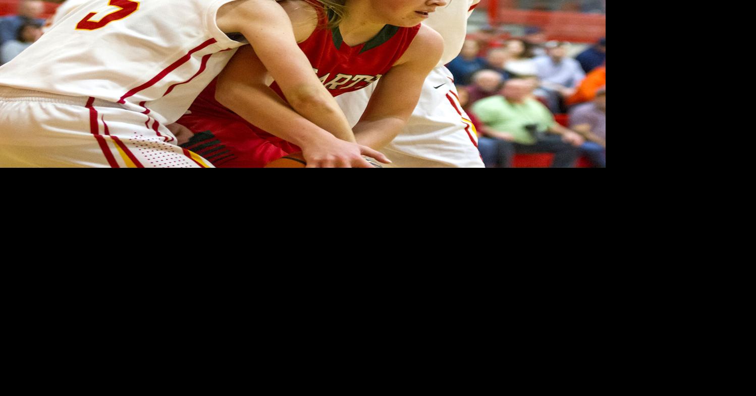 Effingham wins battle of the undefeateds 5746 over Charleston Sports