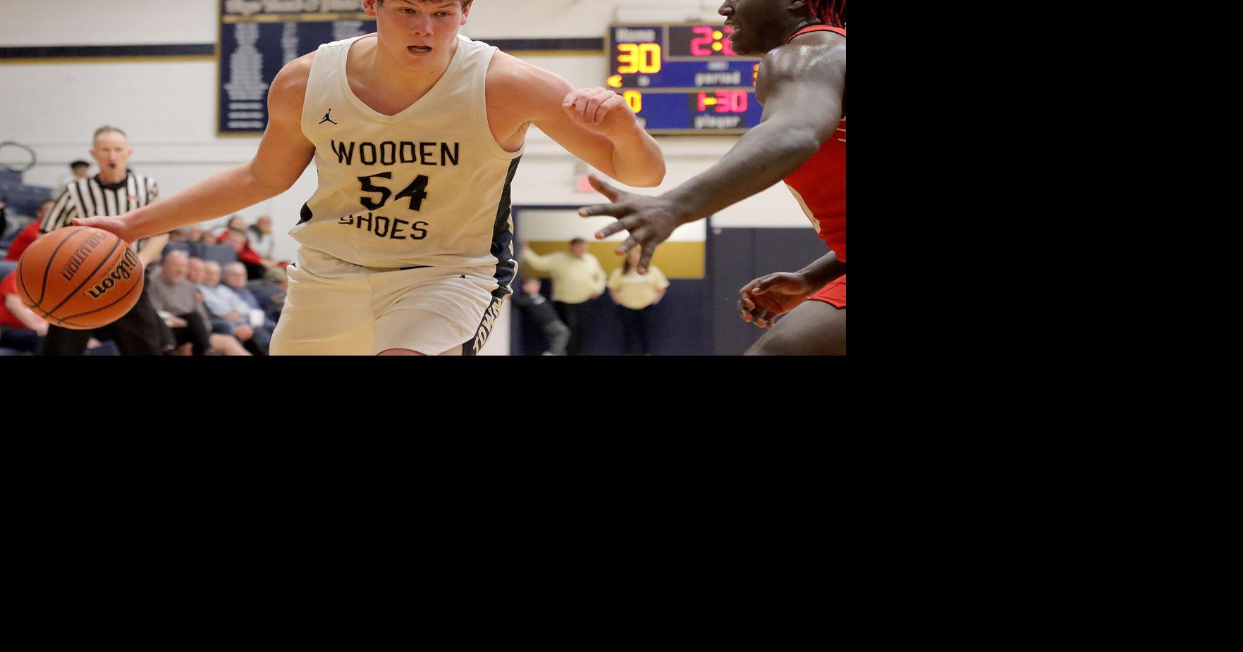 Teutopolis defeats Centralia, Effingham blows by Jerseyville in the