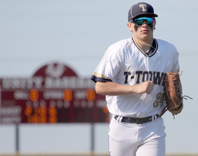 Teutopolis baseball sweeps round robin at Unity; TTown softball drops