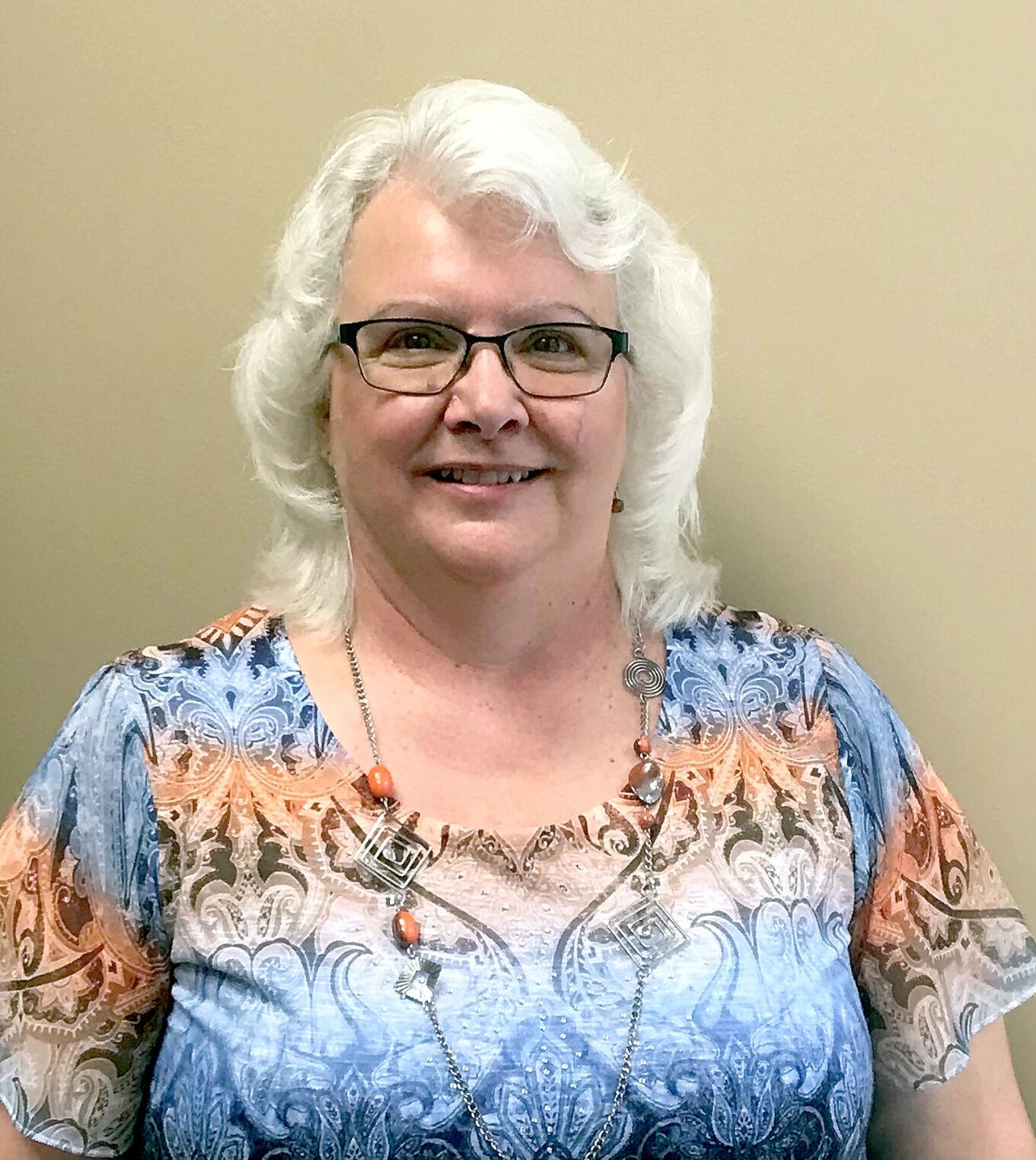 Karen Shaffer celebrates 25 years at Peoples State Bank Community