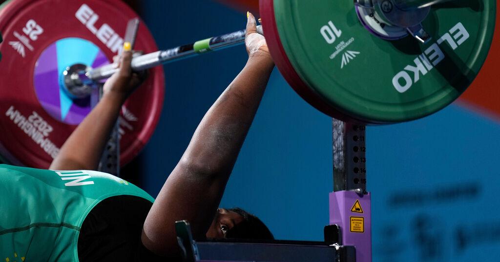 Doctors want more women lifting weights. Experts say welcoming gyms and education would help