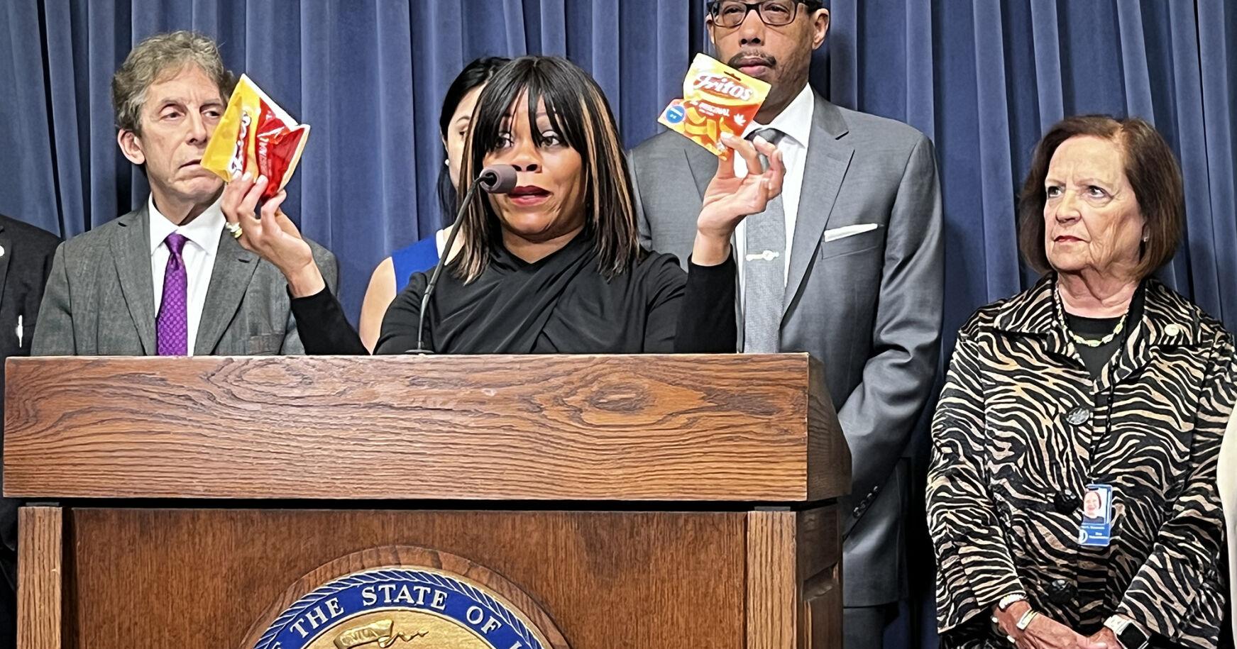 Lawmakers, cannabis industry call for ban on 'delta-8' and other psychoactive hemp products | Local News - Vimarsana News