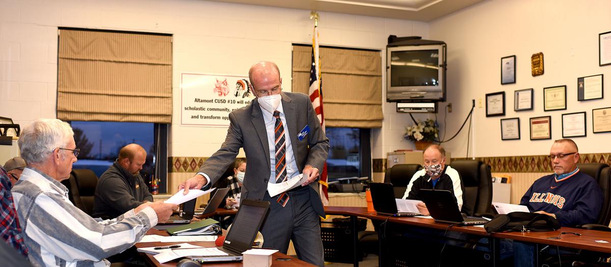 Altamont Unit 10 seeking new superintendent Local News