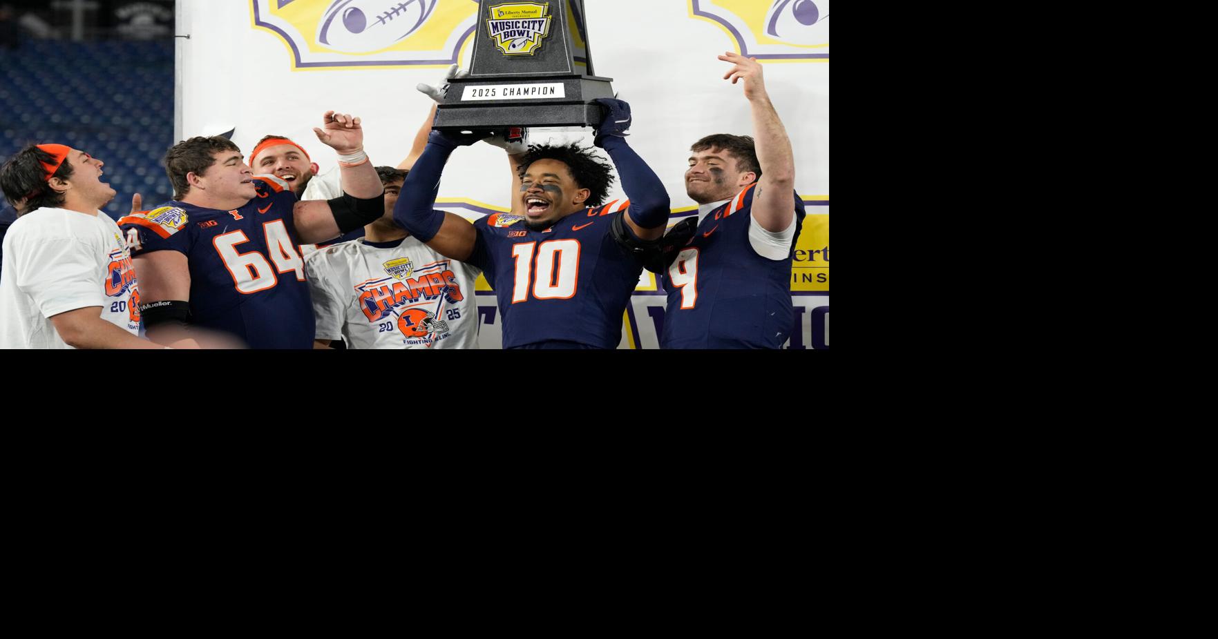 Illinois beats Tennessee in the Music City Bowl to keep the Big Ten undefeated this bowl season