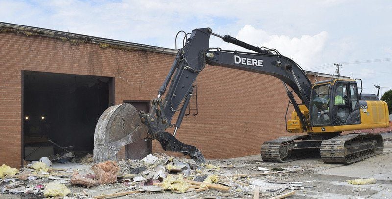 Effingham Police Station Demolition Begins