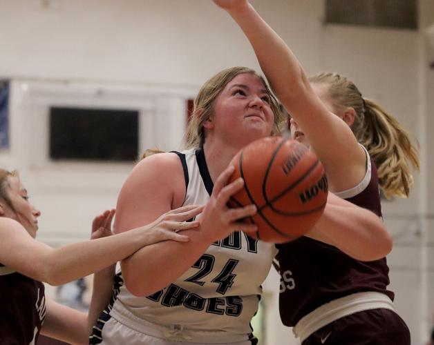 PHOTO GALLERY Teutopolis Carmi (White County) Girls Basketball, Class