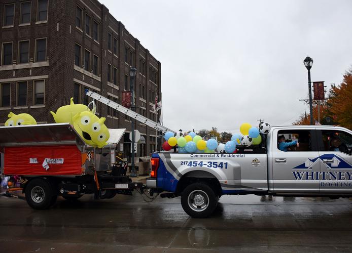 Effingham Halloween parade returns with outer space theme Local News