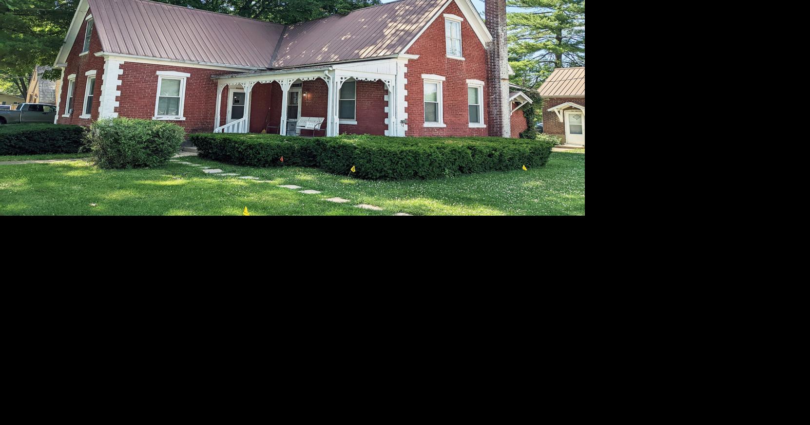 History of wooden shoes and Teutopolis