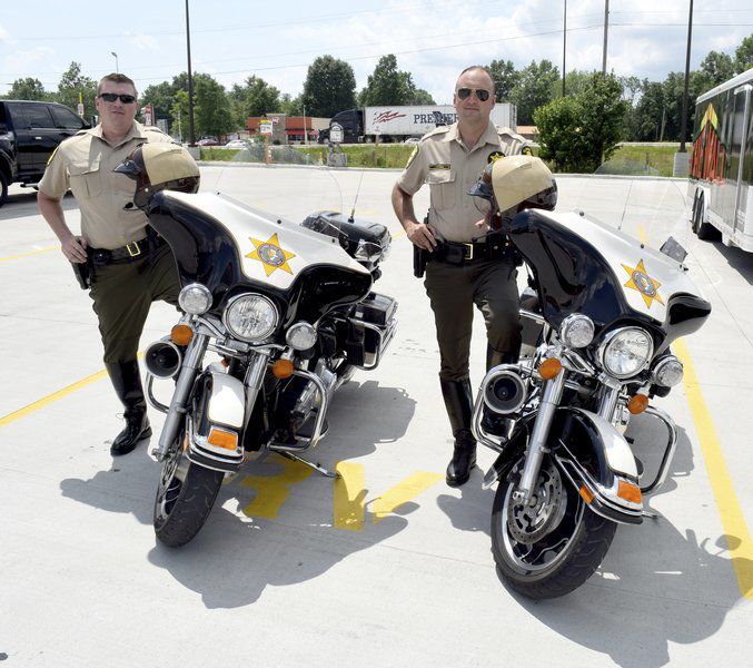 Escorts illinois effingham charelston