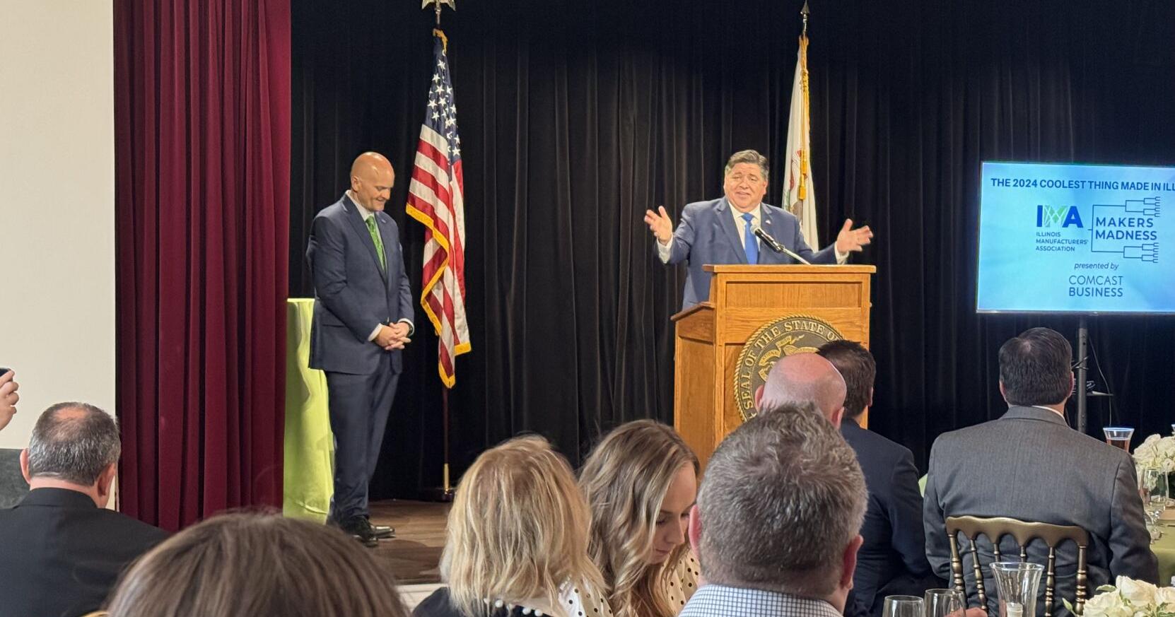 Komatsu mining truck named 2024 'coolest thing made in Illinois' | Local News - Vimarsana News