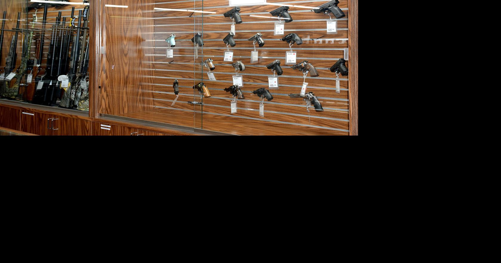 Judge denies state’s motion to delay response to challenge of Illinois gun ban Local News