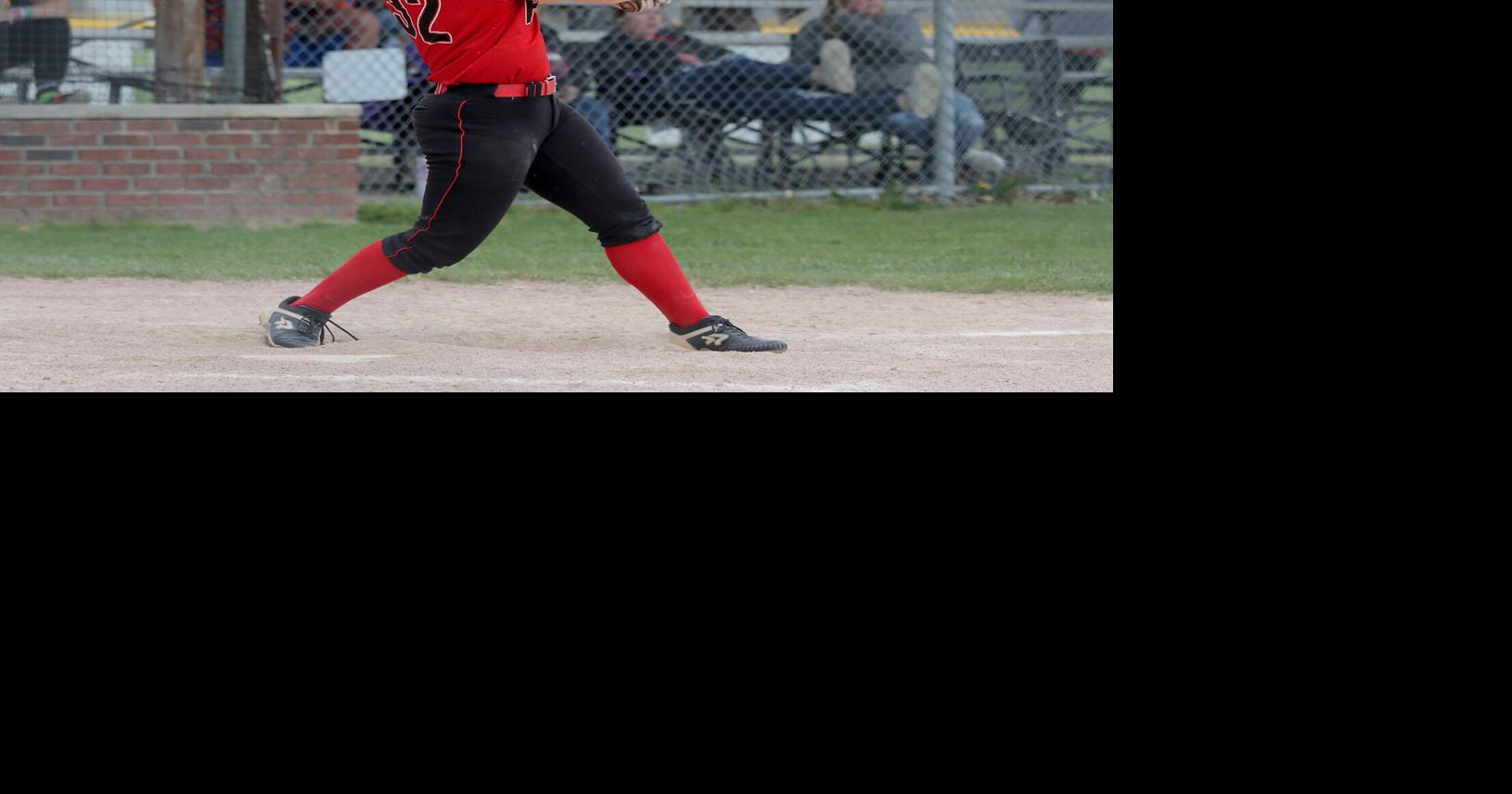 FRIDAY PREP ROUNDUP Effingham baseball, softball defeat Flora