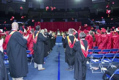 Elkhart Schools Plans For In Person Graduations For Both High Schools News Elkharttruth Com
