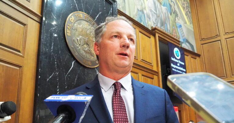 House gets down to redistricting business