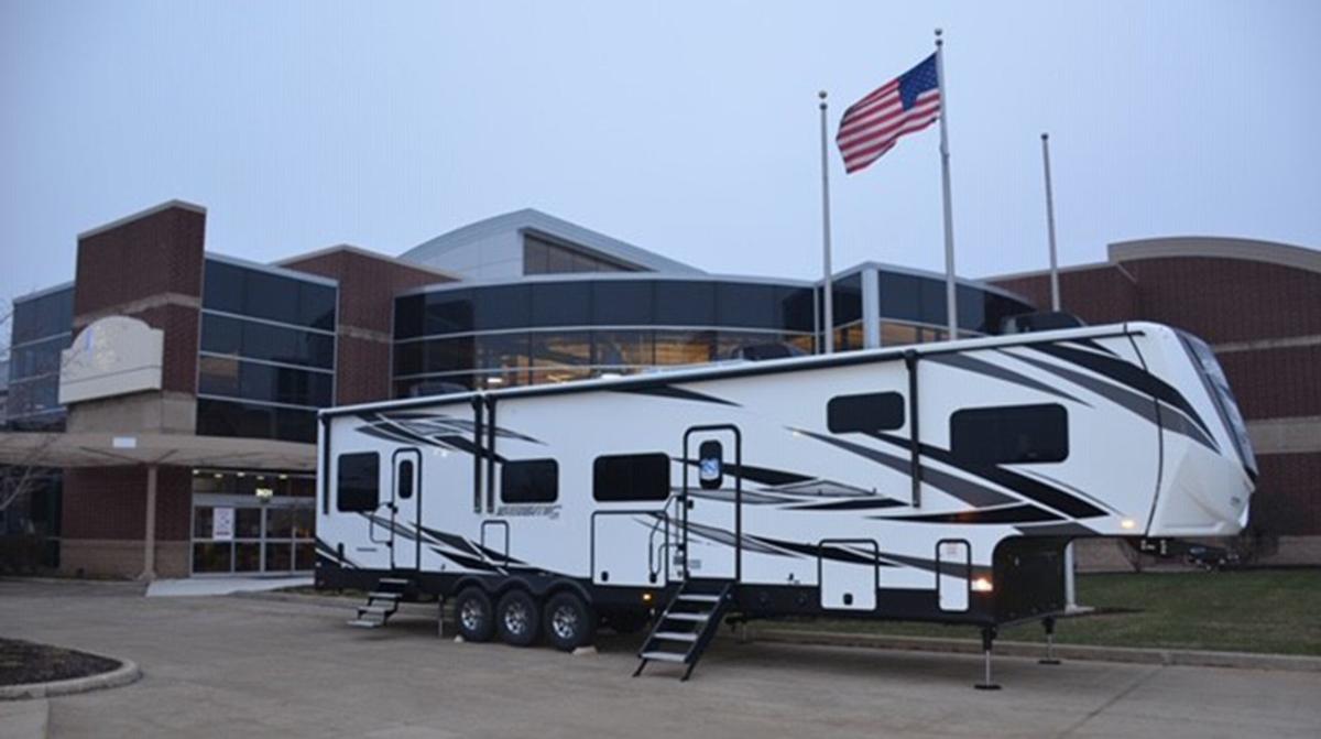 Jayco Donates Rvs To Covid 19 Fight Business Elkharttruth Com