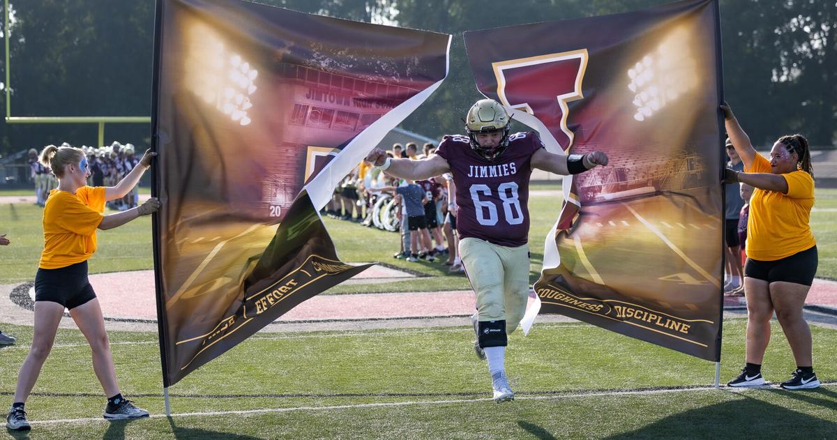 Jimmies embracing underdog role