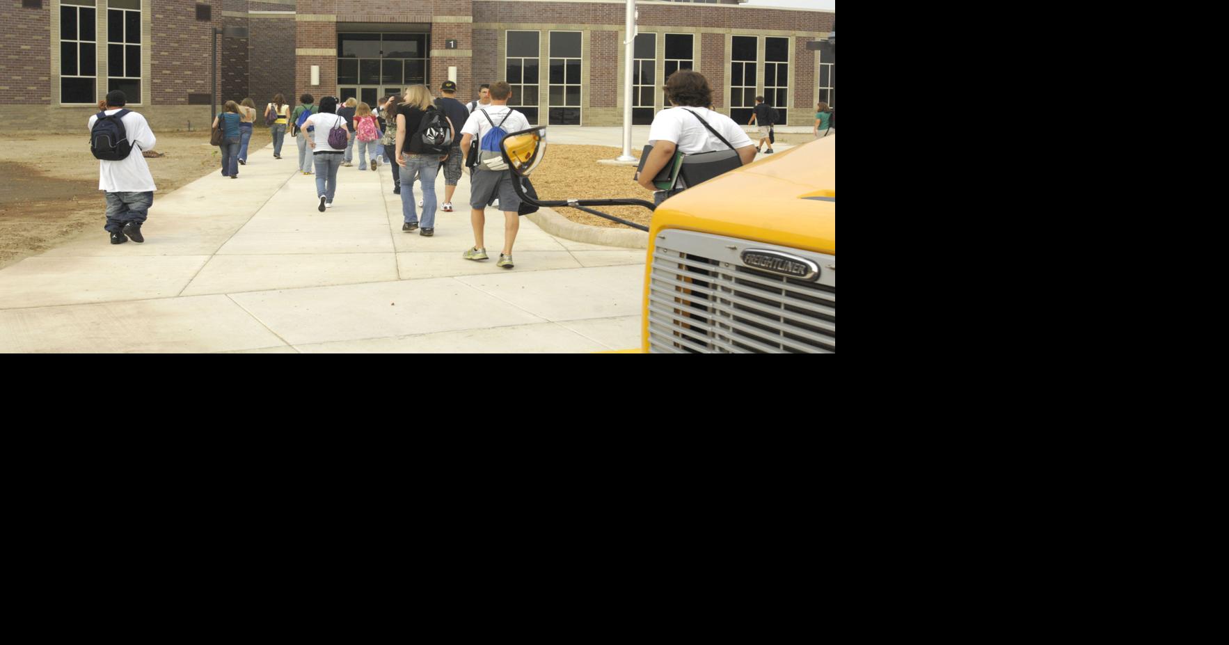 Middlebury school board approves 'blended learning' model for middle