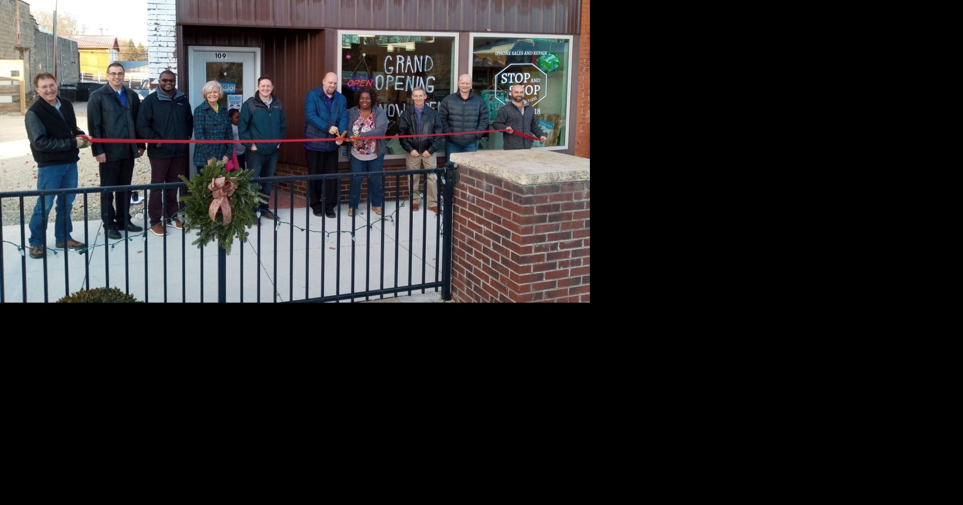 New store opens in Wakarusa Business