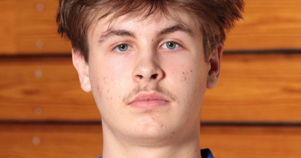 Elkhart advances with second place finish