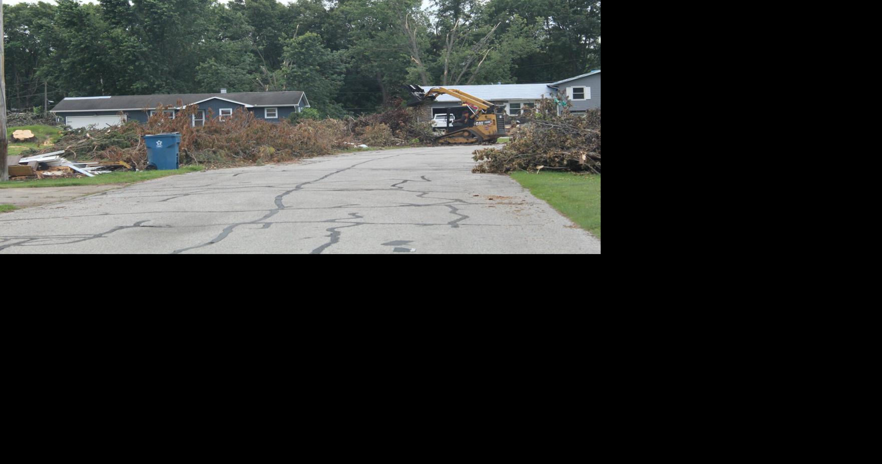 Elkhart County still cleaning up storm damage-trees