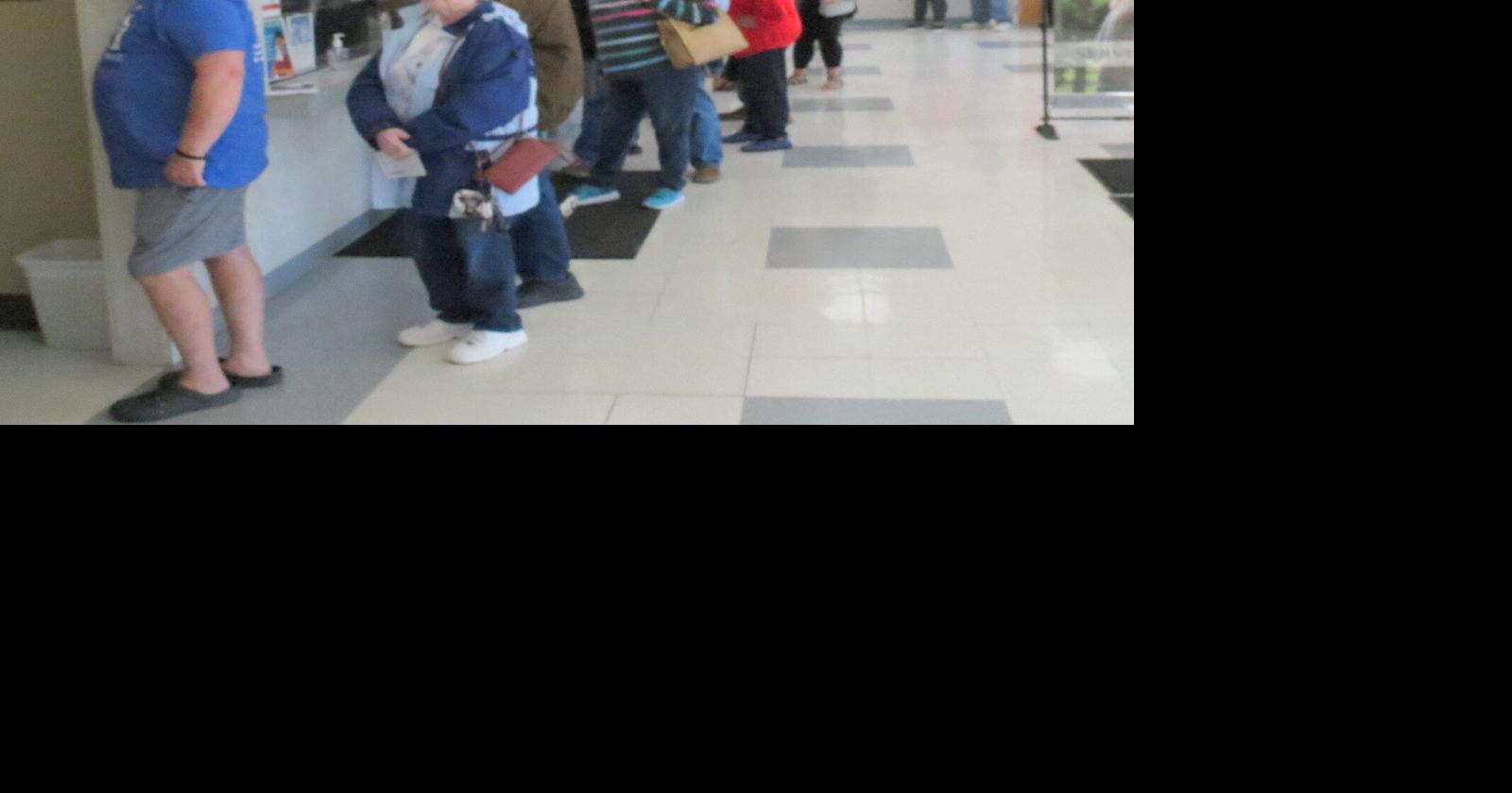 Early voting off to rousing start | Mtairy | elkintribune.com