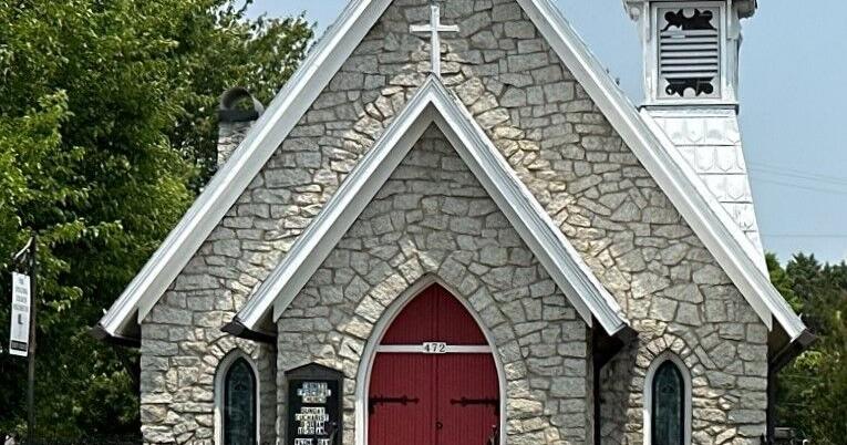 Pride flag stolen from Mt. Airy church - Vimarsana News