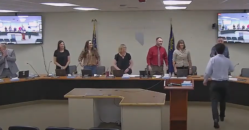 School board honors top students - Vimarsana News