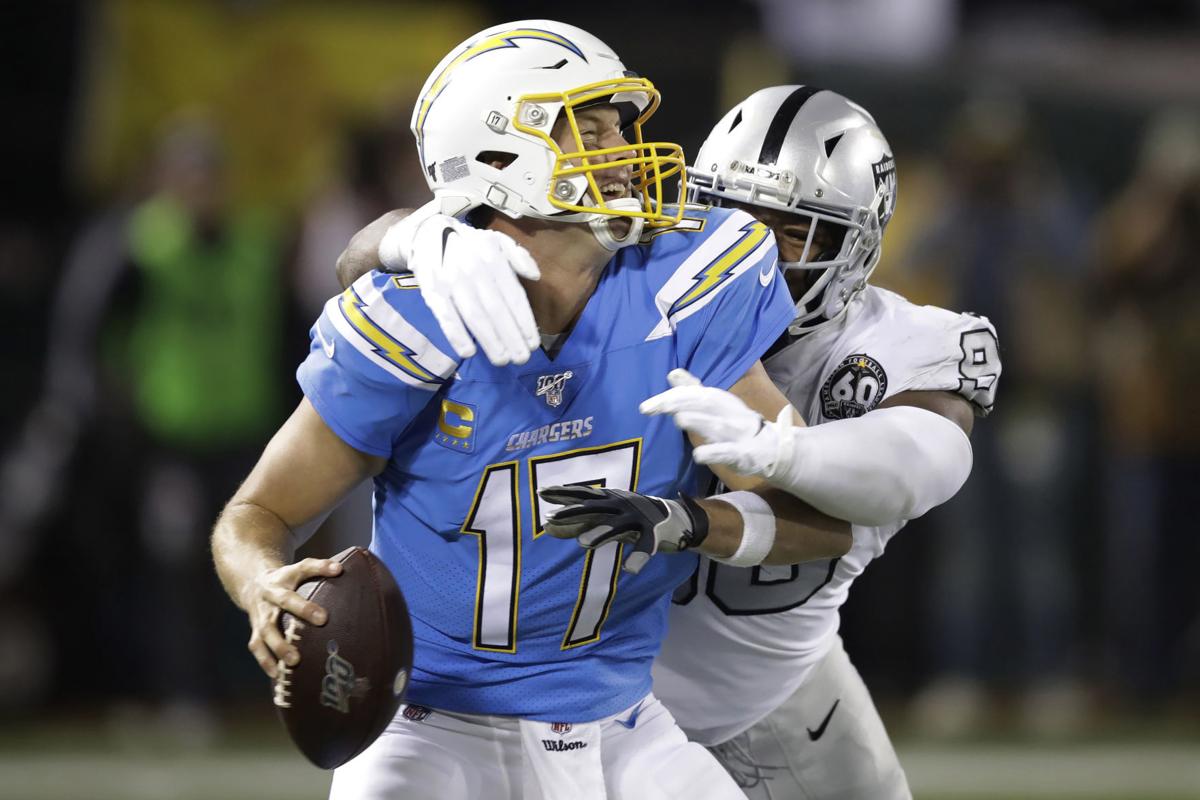 Chargers Raiders Football