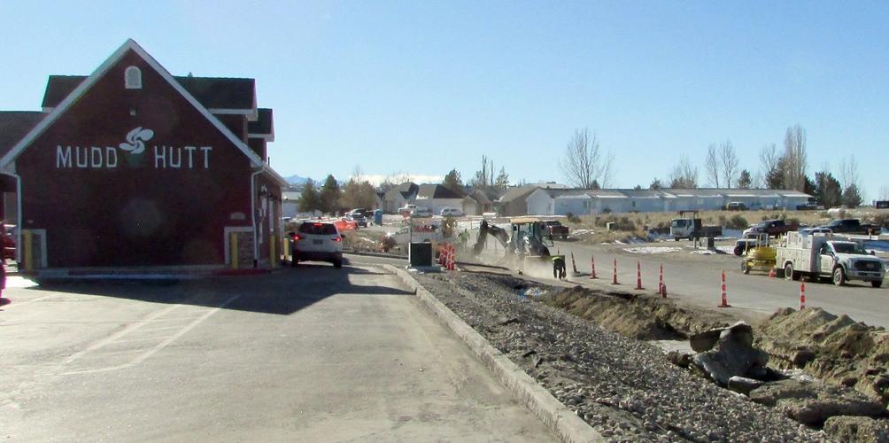 Southwest Gas continues Spring Creek installation