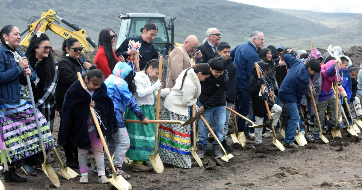Governor at Owyhee groundbreaking - Vimarsana News