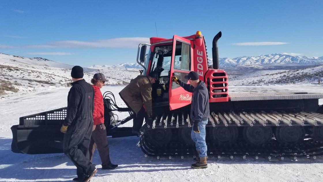 Snobowl Receives New Snow Cat Local Elkodaily Com