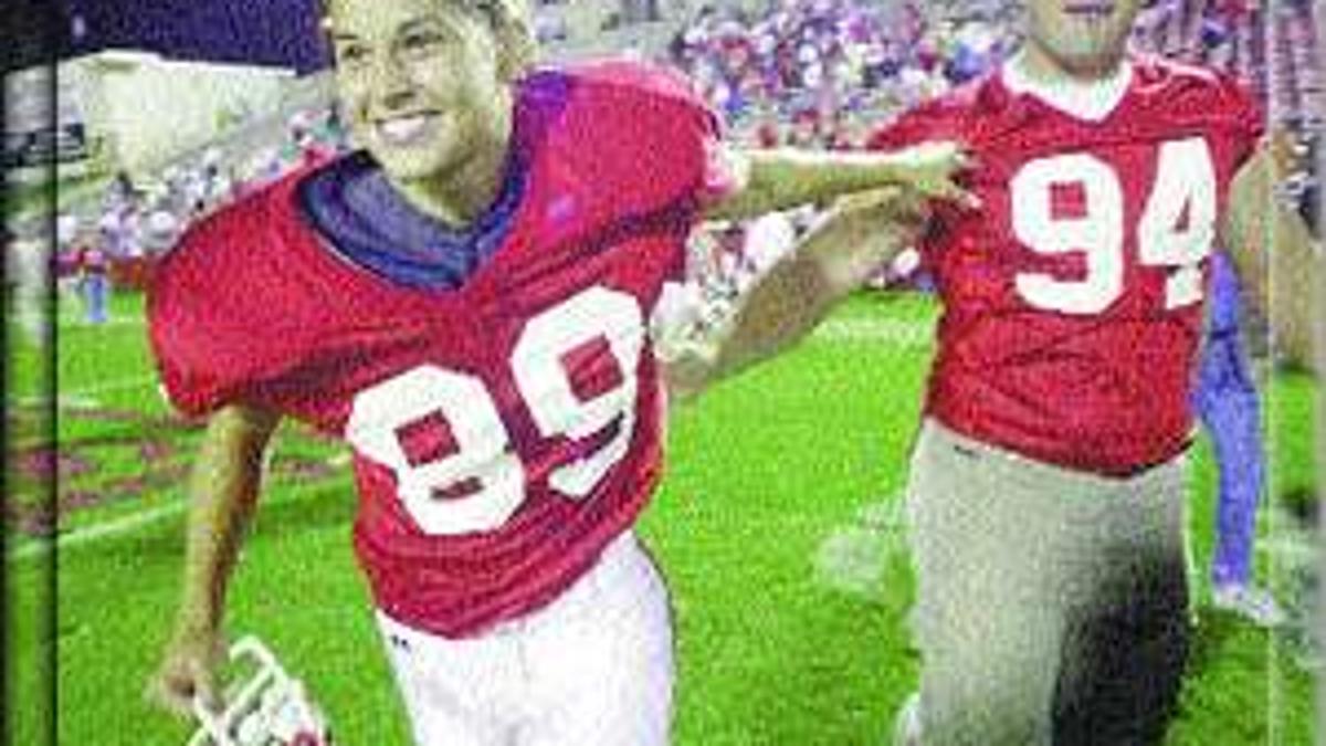 Jacksonville St Kicker Breaks Division I Football Gender Barrier Sports Elkodaily Com