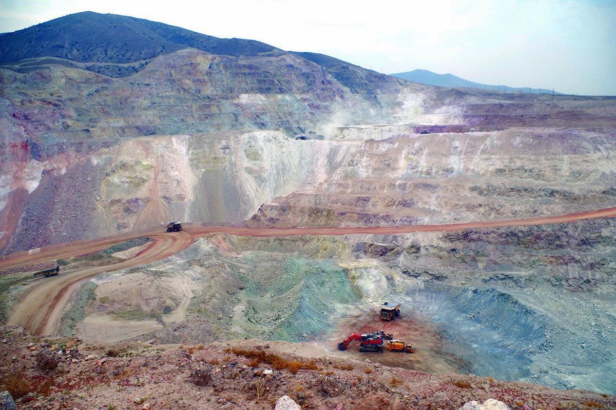Hycroft pit