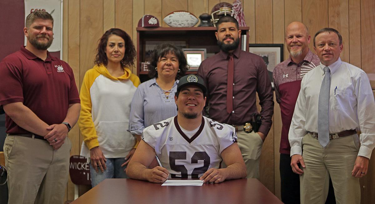 Presenting Elko Senior Luis Garcia Local Sports Elkodaily Com
