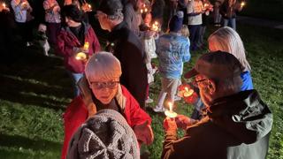 Elko Republicans hold prayer vigil ahead of Question 6 vote
