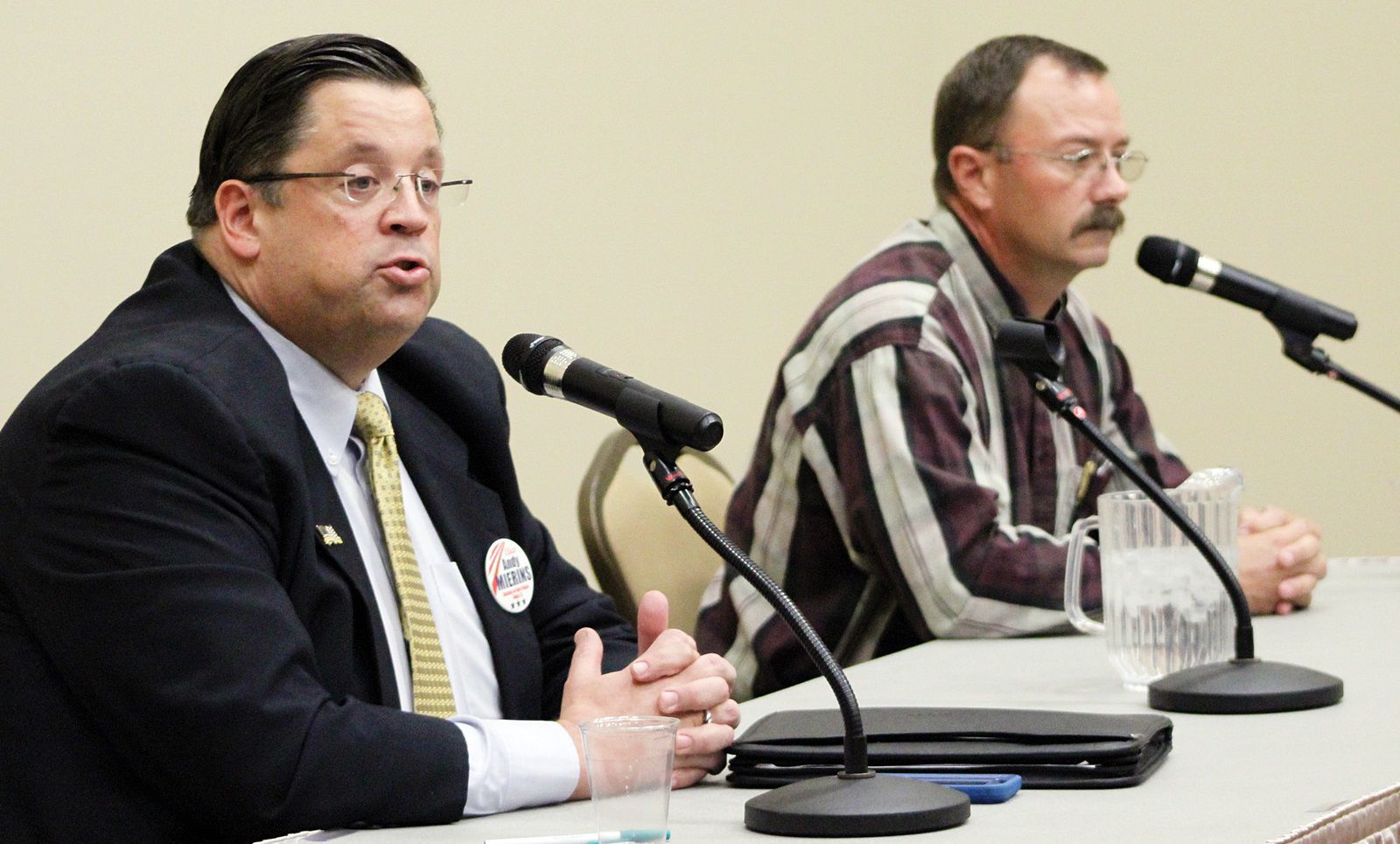 Justice Of The Peace Candidates Answer Questions From The Public