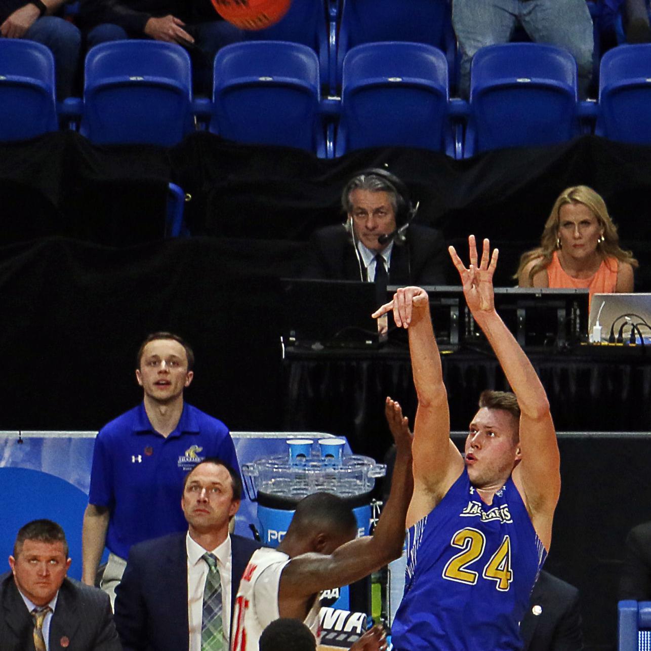 Nevada Hosts South Dakota State Local Sports Elkodaily Com