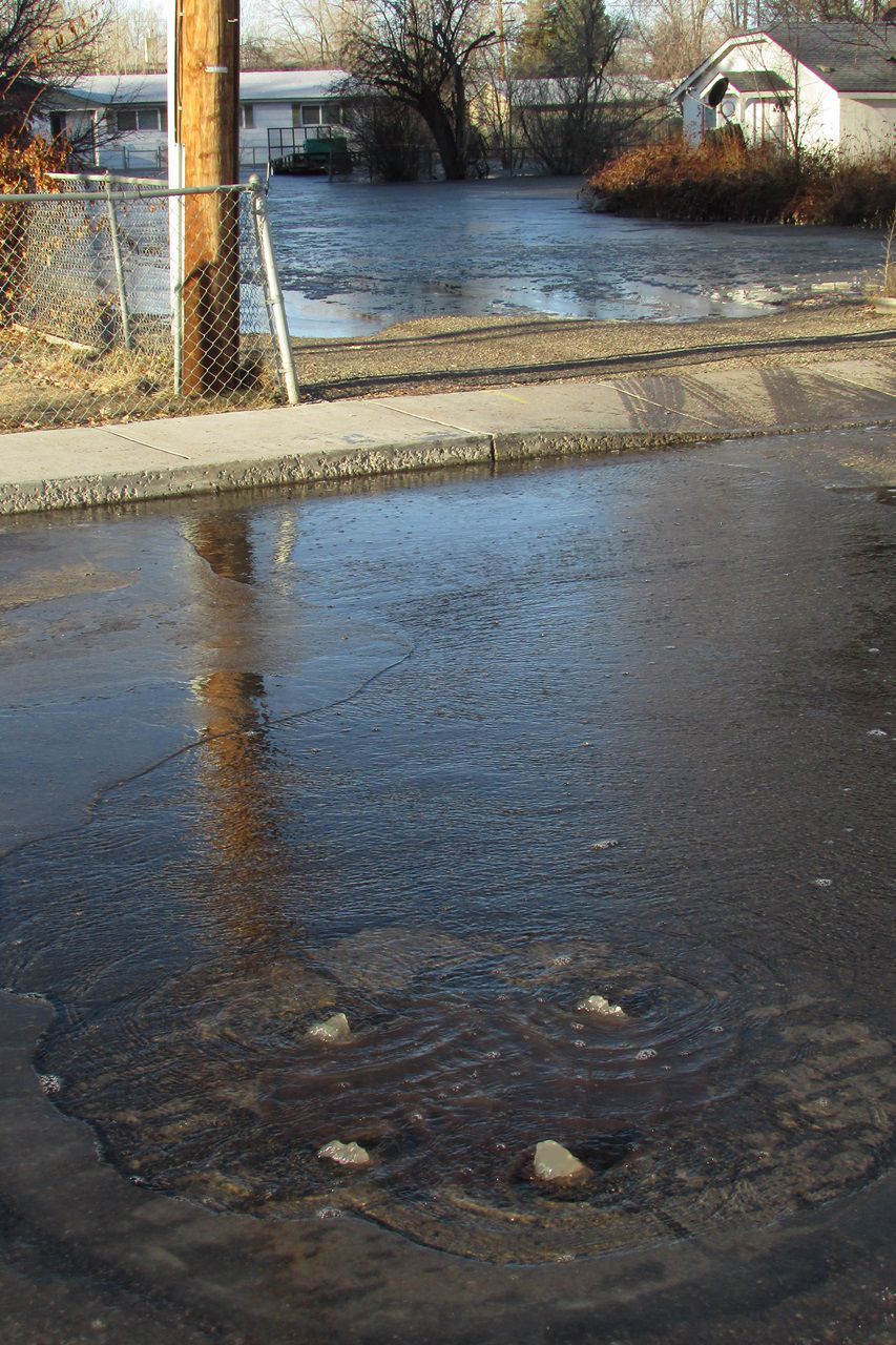 021217-elk-humboldt-flood-ice-11.JPG