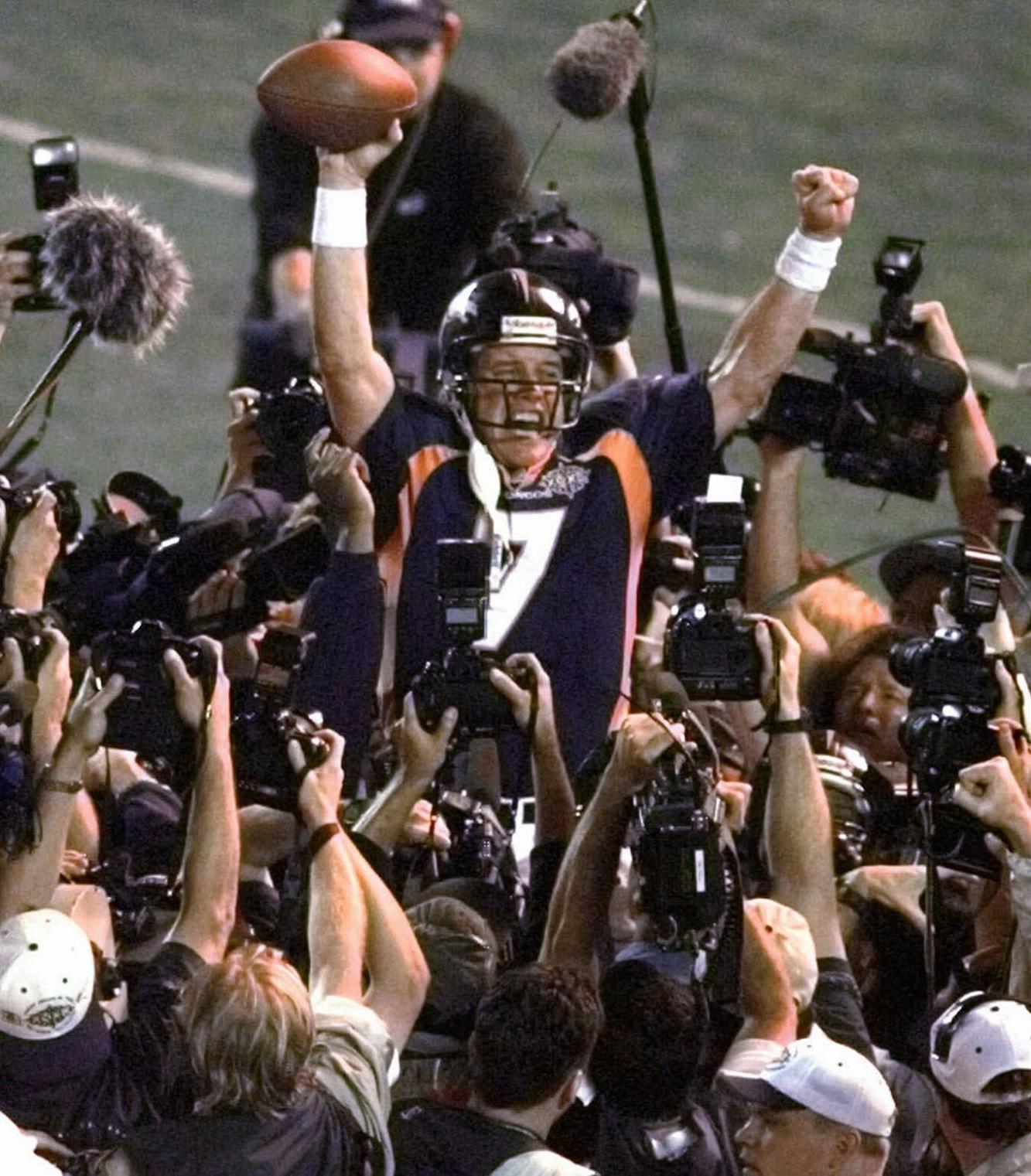 Today in sports history: John Elway leads Broncos to Super Bowl XXXII