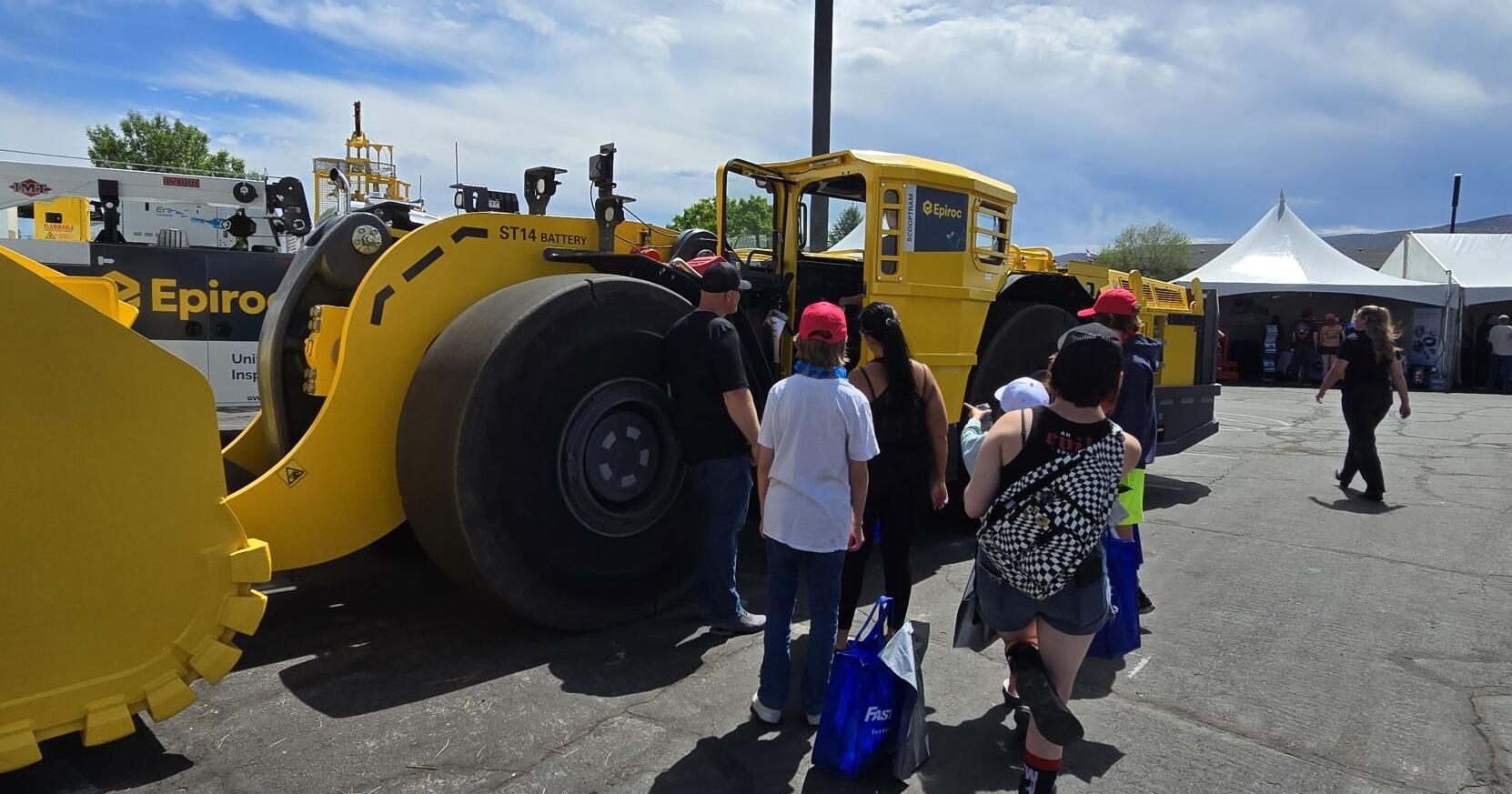 Elko Mining Expo draws large crowd of exhibitors, visitors - Vimarsana News
