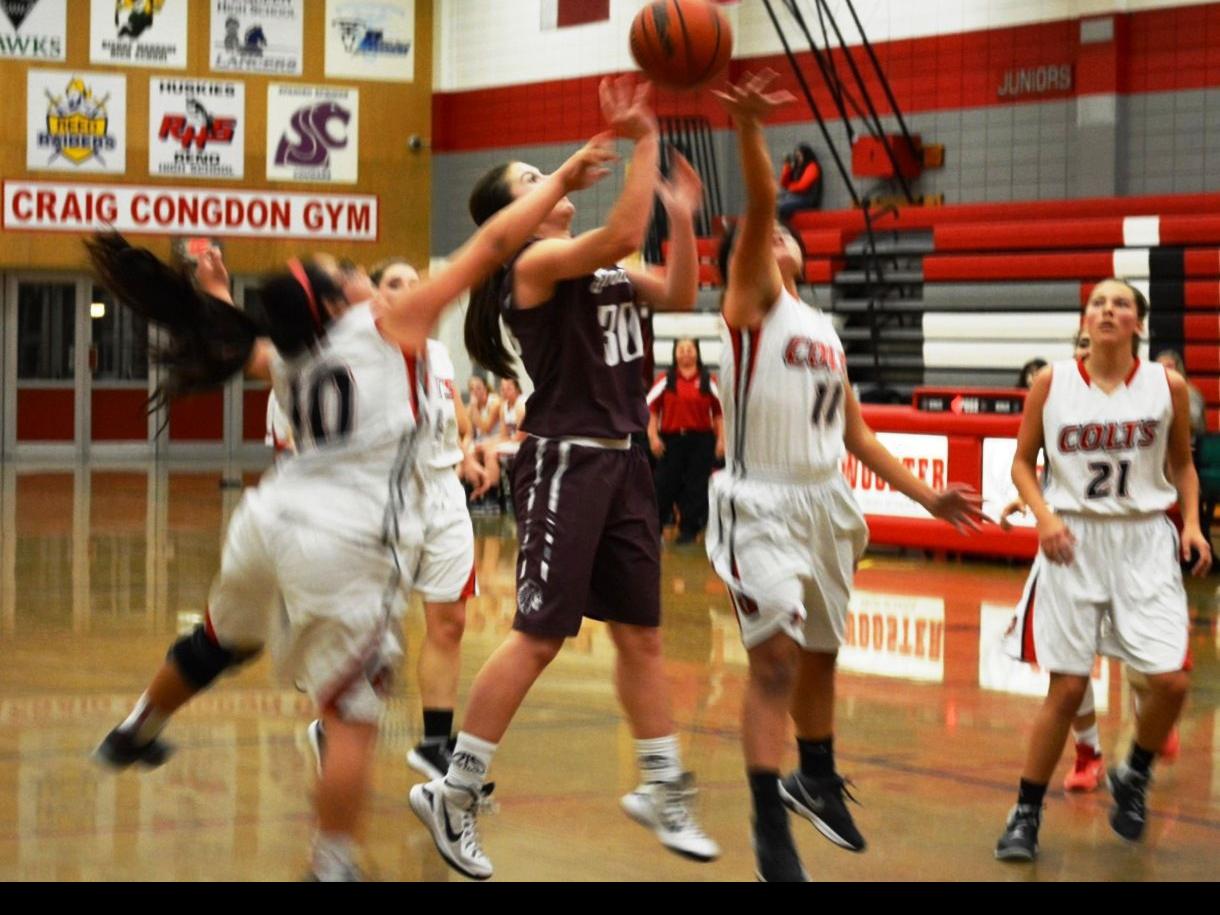 Elko Picks Up 1st Win At Wooster Closes Road Trip With Close Loss