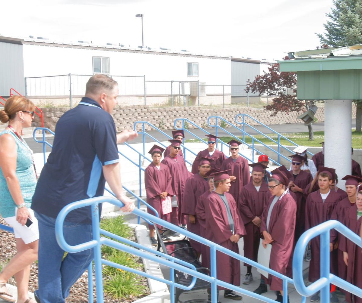 Elko high students visit former elementary school for grad walk