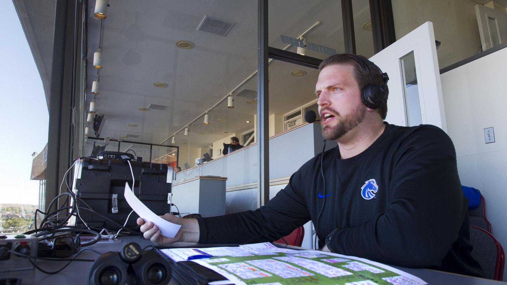 Cavender Covering Broncos Feeling Fortunate Lifestyles Elkodaily Com