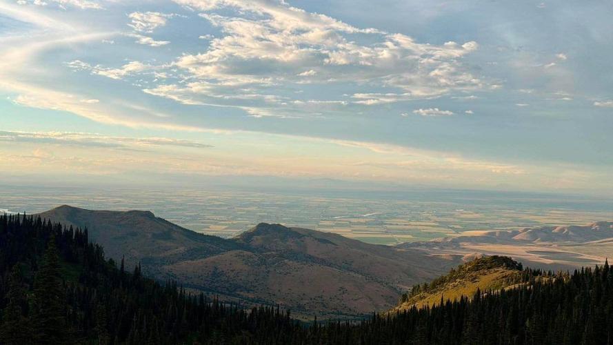 Lake Cleveland: A Refreshing Summer Escape in Southern Idaho’s Albion Mountains