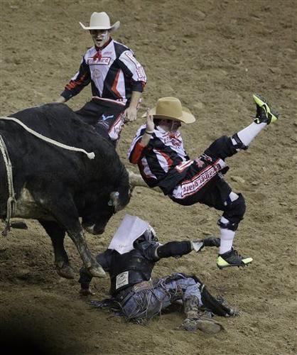 rodeo bullfighter dusty tuckness