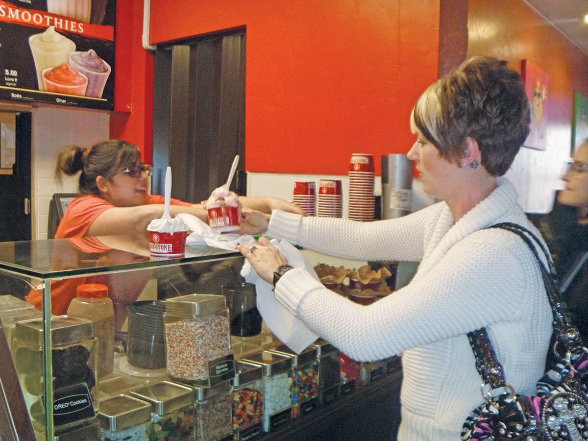 Cold Stone Creamery Opens Inside Blind Onion News Elkodaily Com
