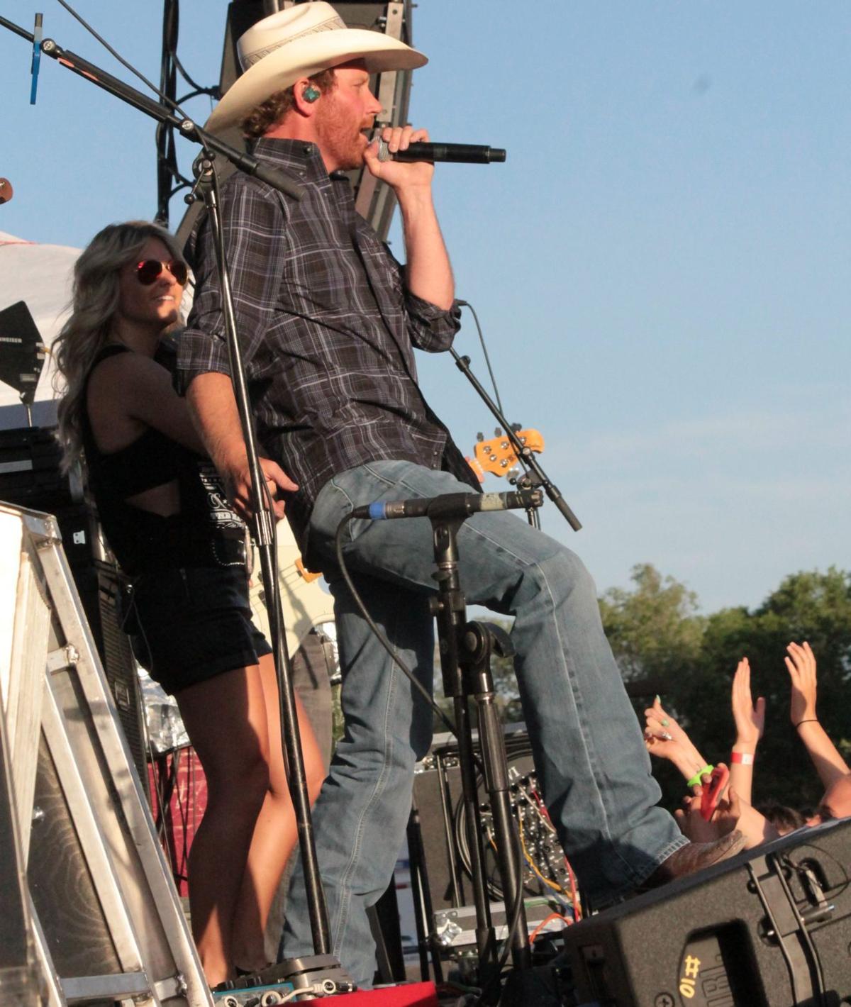 Gallery Country Under the Stars Lifestyles